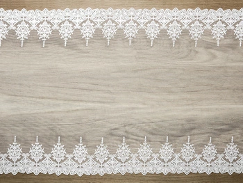 Koronka, złamana biel, 0,45 x 9m (1 szt. / 9 mb.)